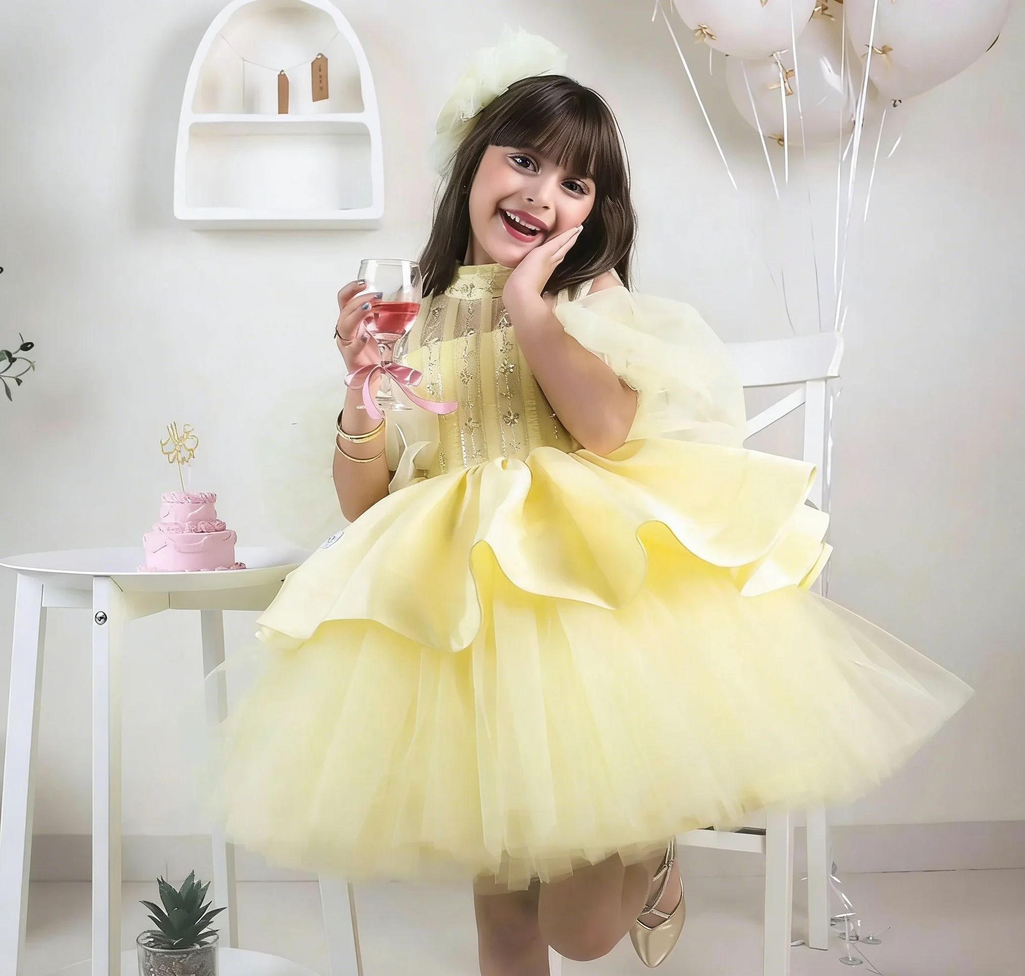 Embroidery Yellow Dress - 黄色のフラワーガールドレス 結婚式用 スパンコール付き オフショルダー チュール パフィープリンセス