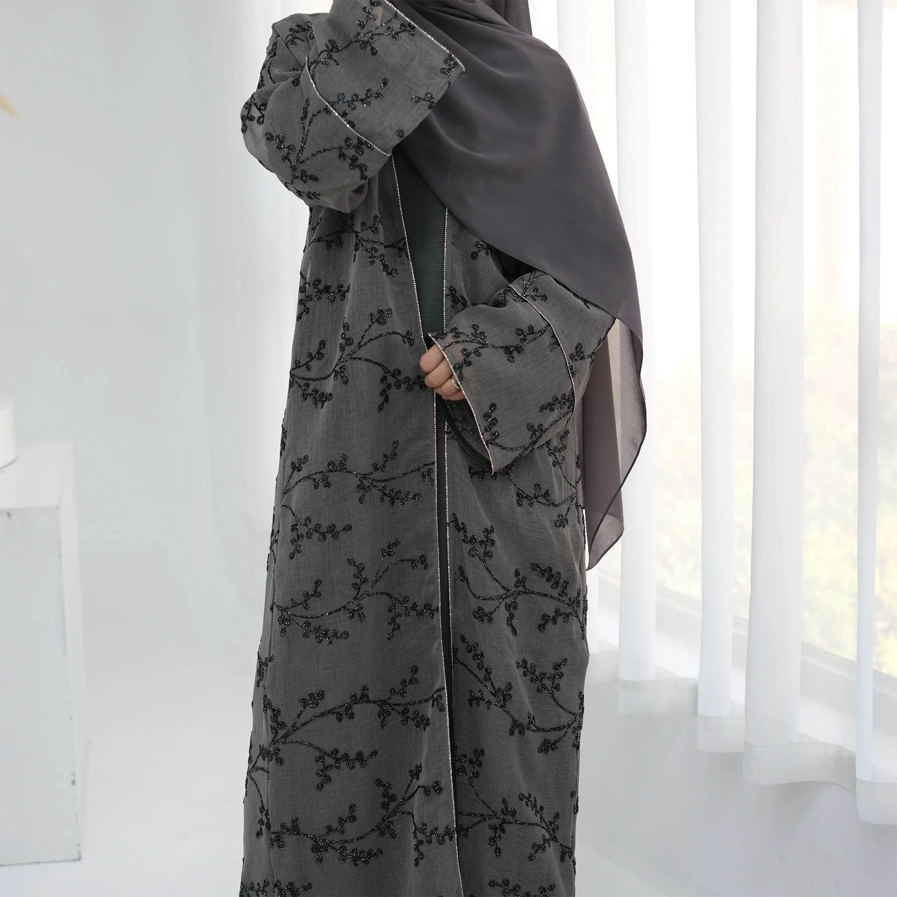 Embroidery Kebaya - 女性用刺繍入り着物カーディガン イード・ラマダン ムスリムドレス ドバイ・オープンアバヤ トルコ・カフタン ケバヤ